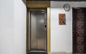 Hotel O Royal Residency